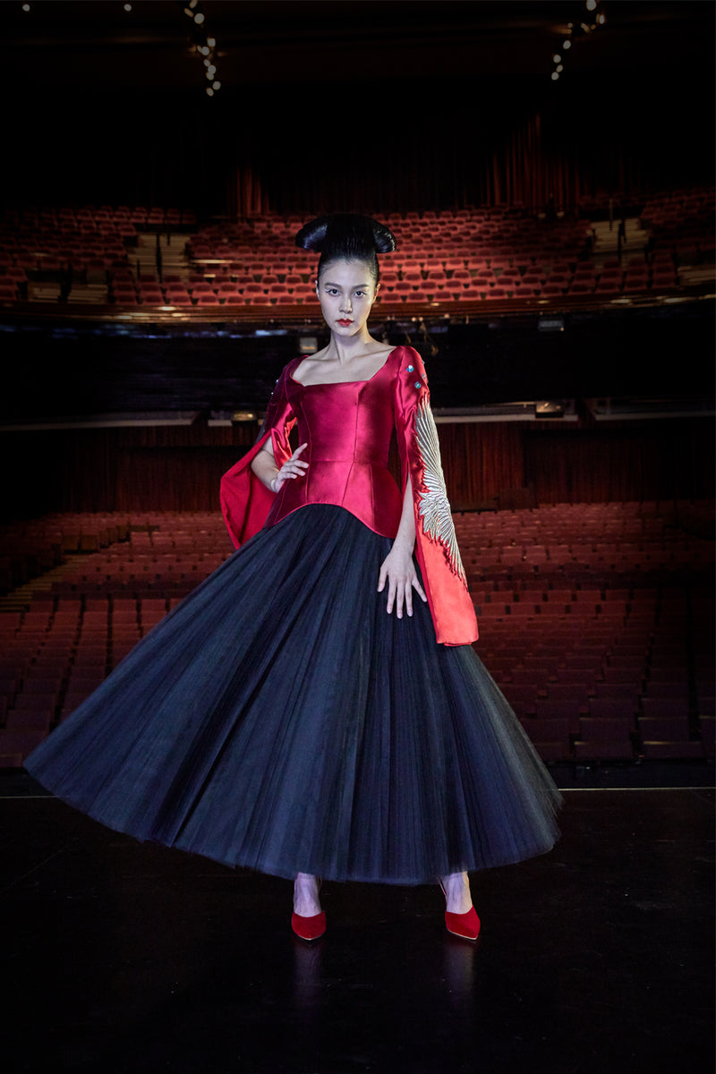 Kimono-Slit-Sleeves Blouse with Silver Wings Embroidery & Tulle Pleated Skirt